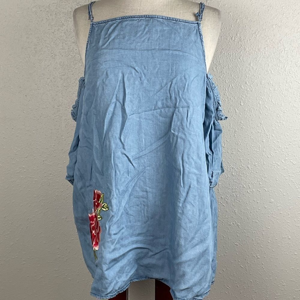 EUC Rue21 Womens Spaghetti Strap Cold Shoulder Denim Top Size XL
